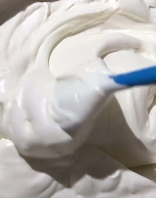 GLOSSY BAWDY BUTTER